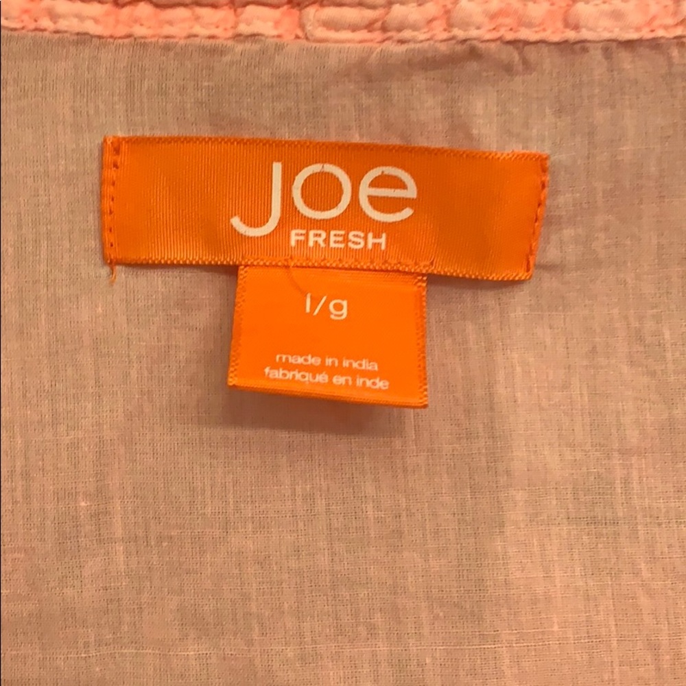 ❤️Light and airy blouse: Joe Fresh - Picture 2 of 3